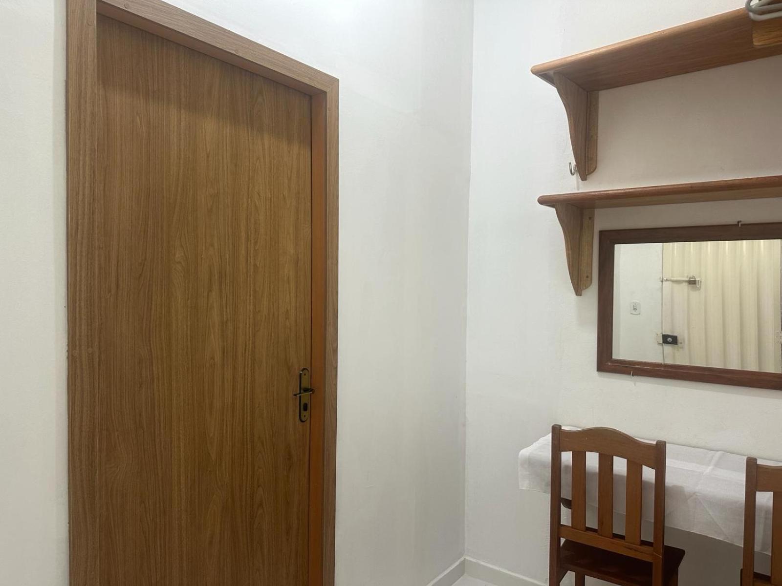 Apartment Executivo No Centro De -1 Vaga Estacionamento, Wifi E De Ar Santarem
